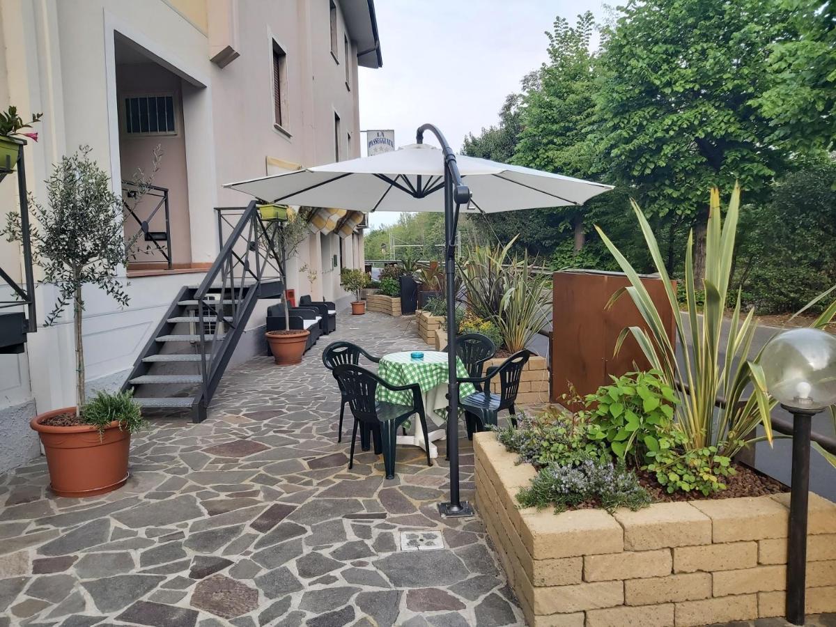 Hotel La Passeggiata Desenzano del Garda Extérieur photo