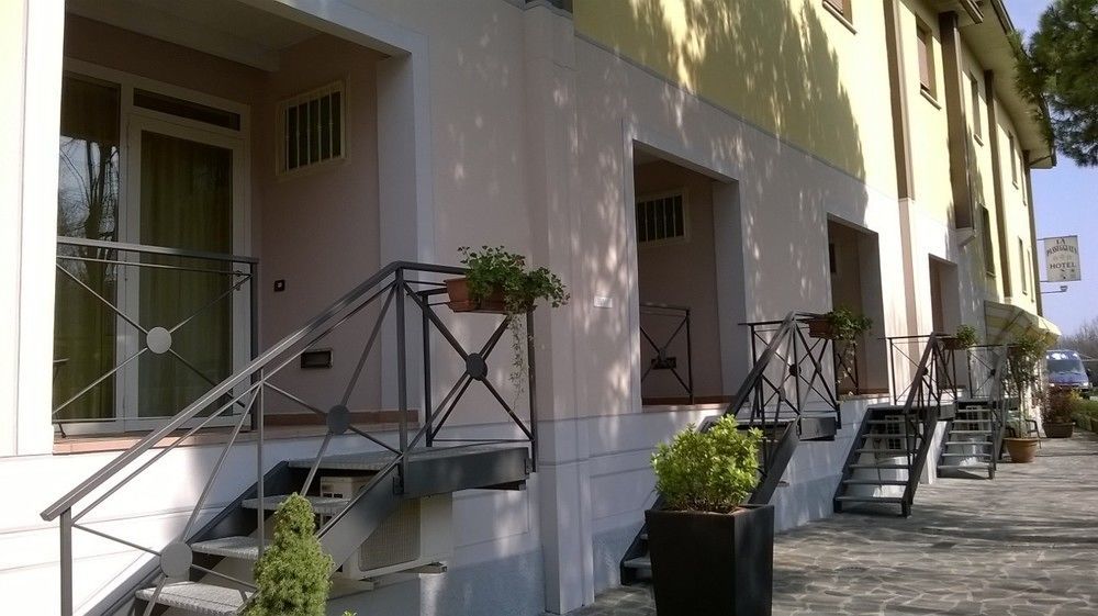 Hotel La Passeggiata Desenzano del Garda Extérieur photo
